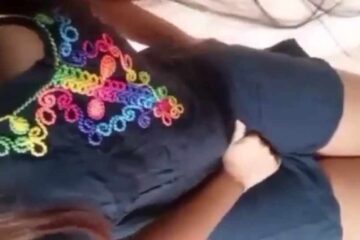 جزائرية هايجة تستعرض جسمها في اللايف - سكس جزائري