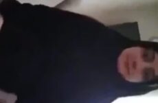 عراقية ترتدي النقاب تخون زوجها سكس عراقي - سكس عربي